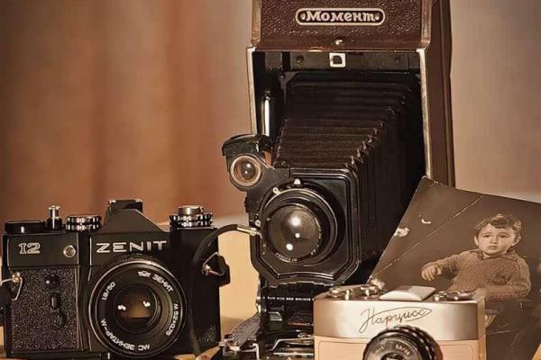 Старинная фотоаппаратура